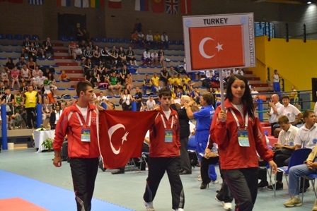 Kick Boks´dan altın madalya